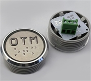 Кнопка приказа. Cимвол: отмена; код Брайля: имеется; материалы: нержавеющая сталь, алюминий, пластик; подсветка: нет; установочное место: 32 мм.